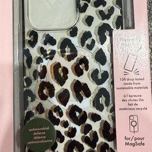 IPhone 14 Pro Max Leopard Print MagSafe Compatible Phone Case